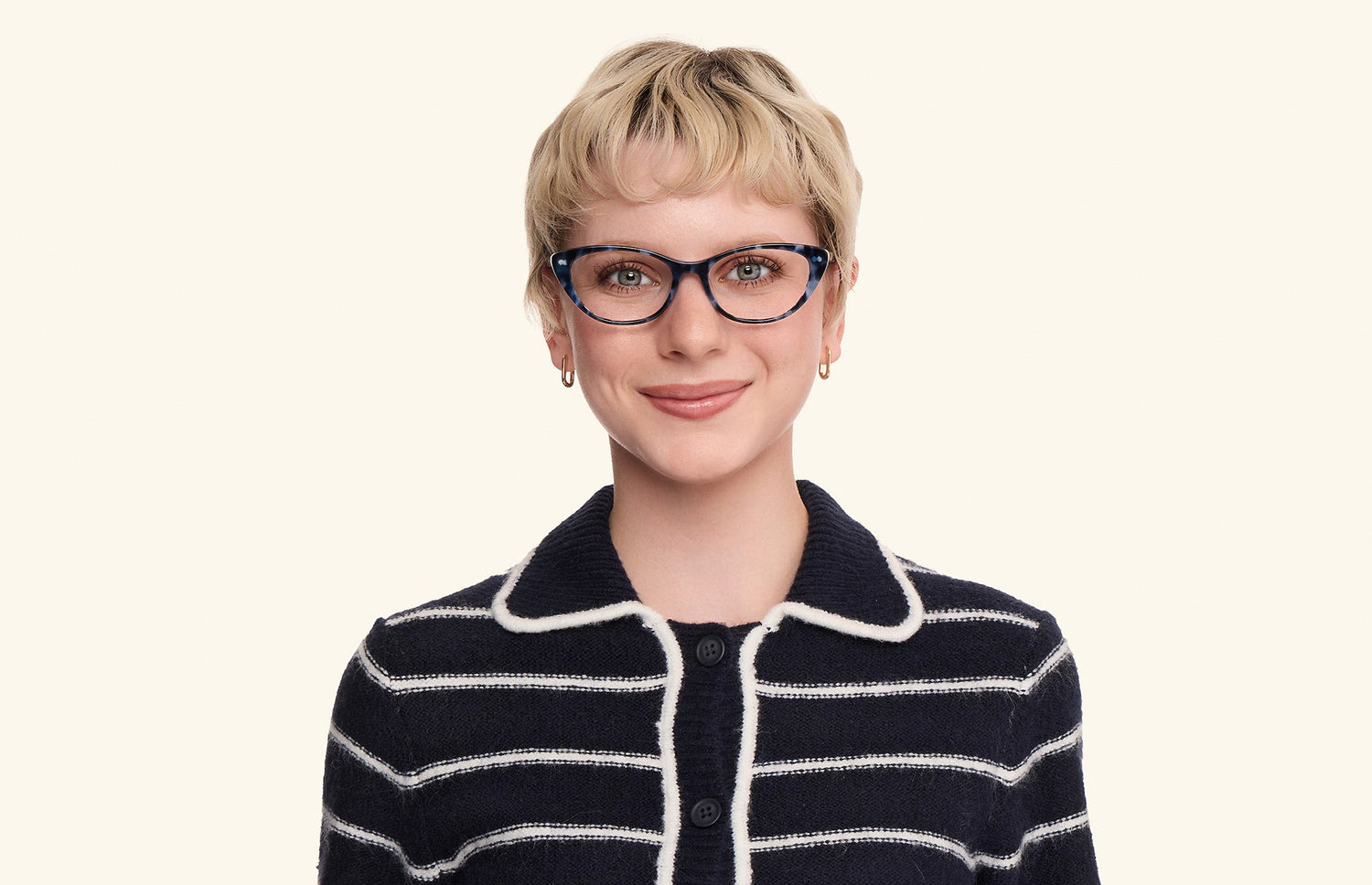 The ella - Blue Tortoise - LifeStyle1 - Pair Eyewear