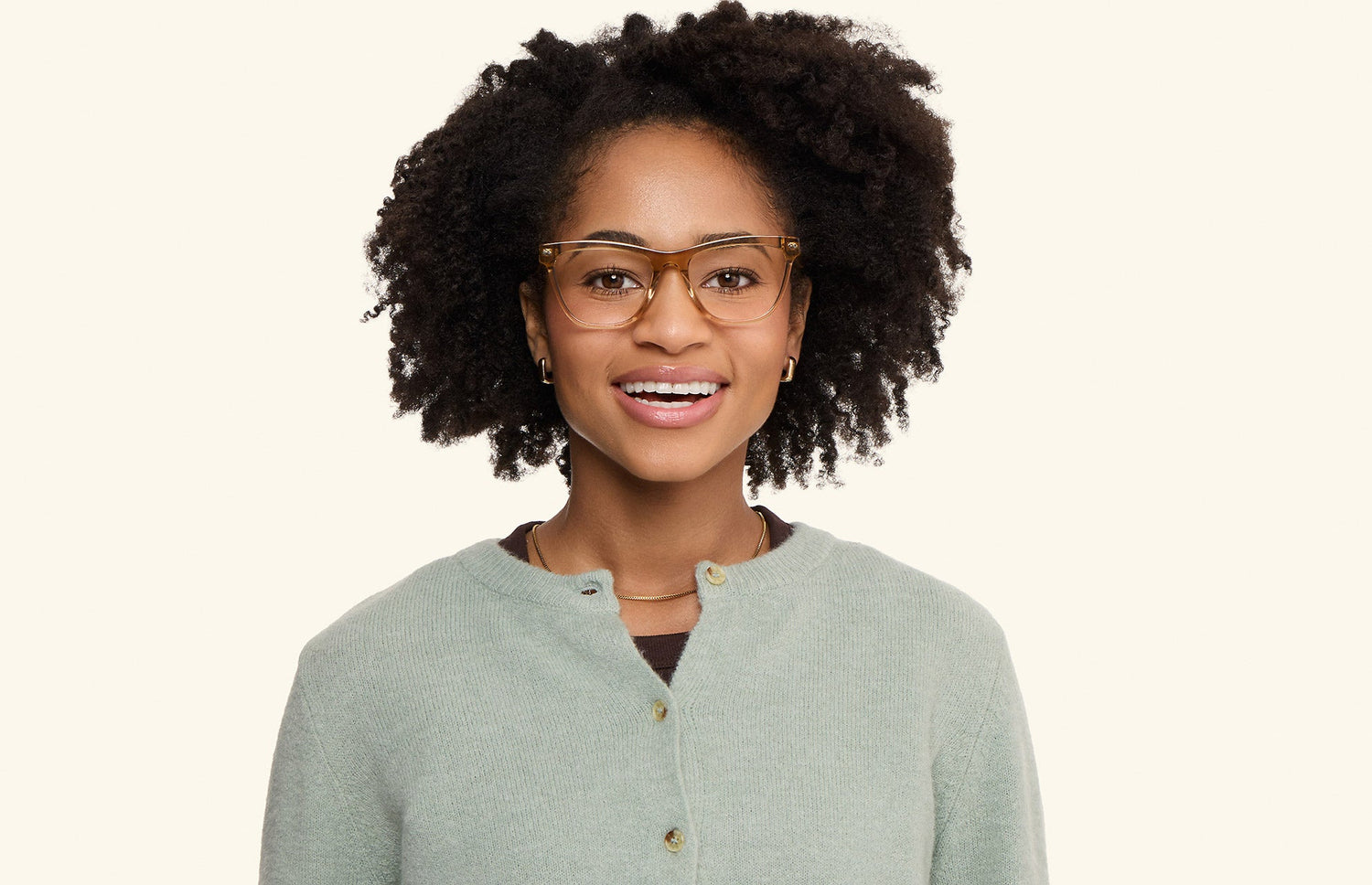 The Harper - Honey Clear - LifeStyle1 - Pair Eyewear