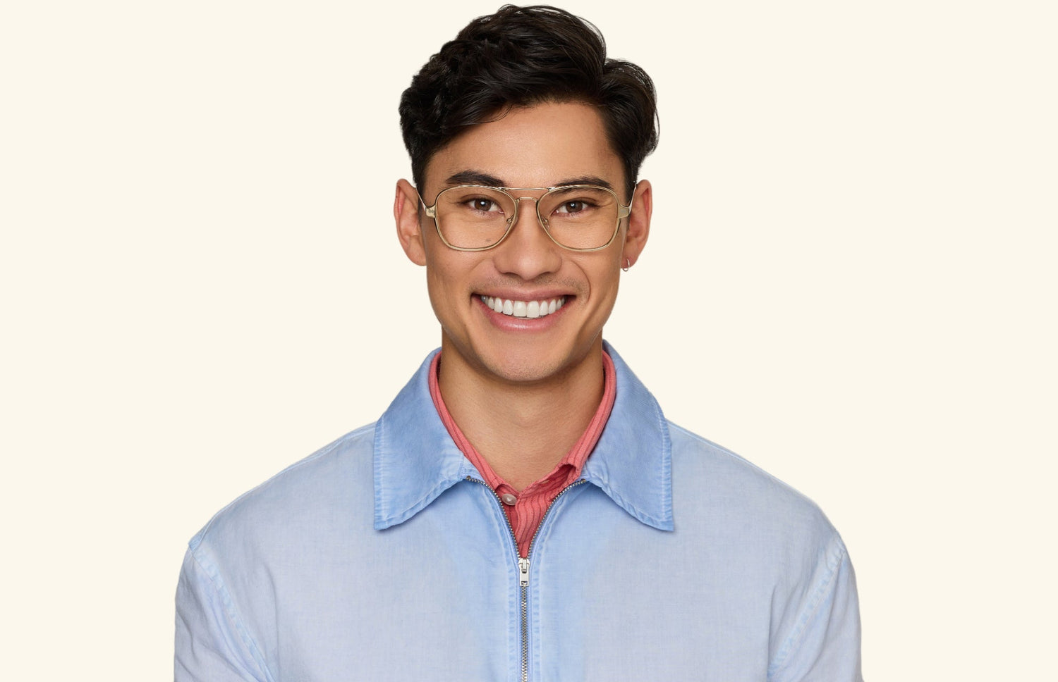 The Vic - Silver Metal - LifeStyle1 - Pair Eyewear