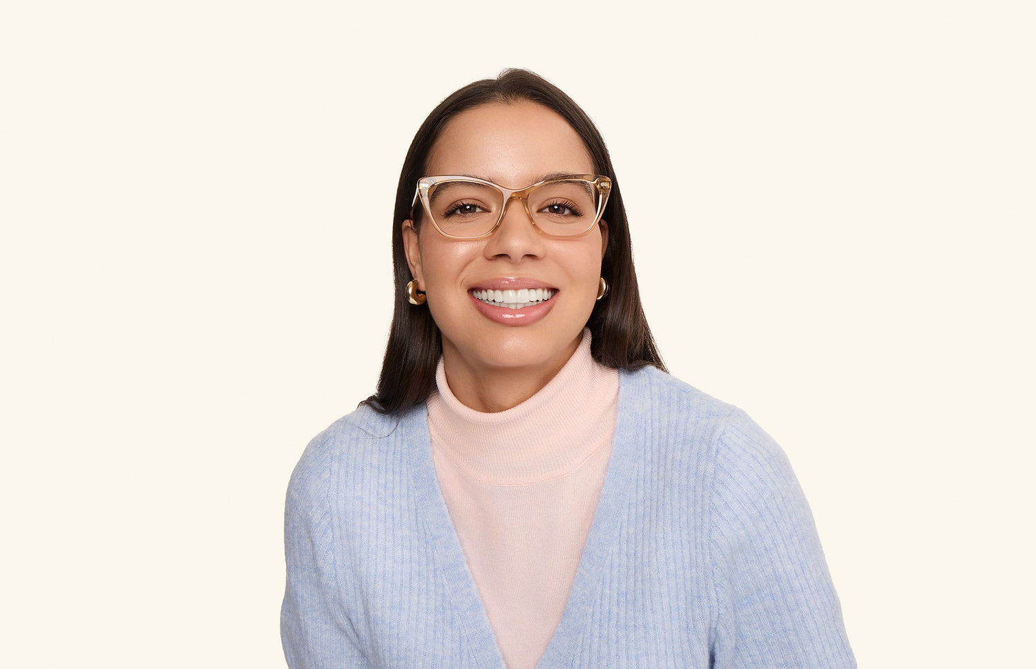 The Wanda - Honey Clear - LifeStyle3 - Pair Eyewear