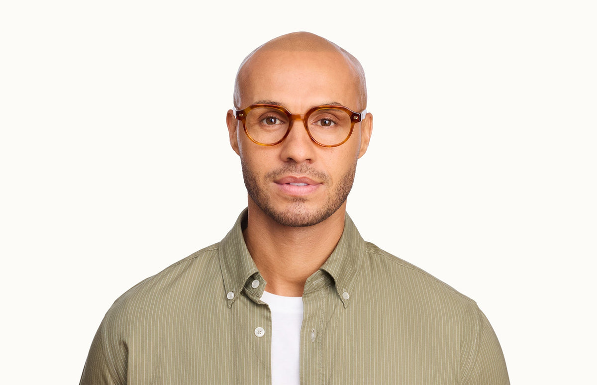 The Daley - LifeStyle 1 - Pair Eyewear