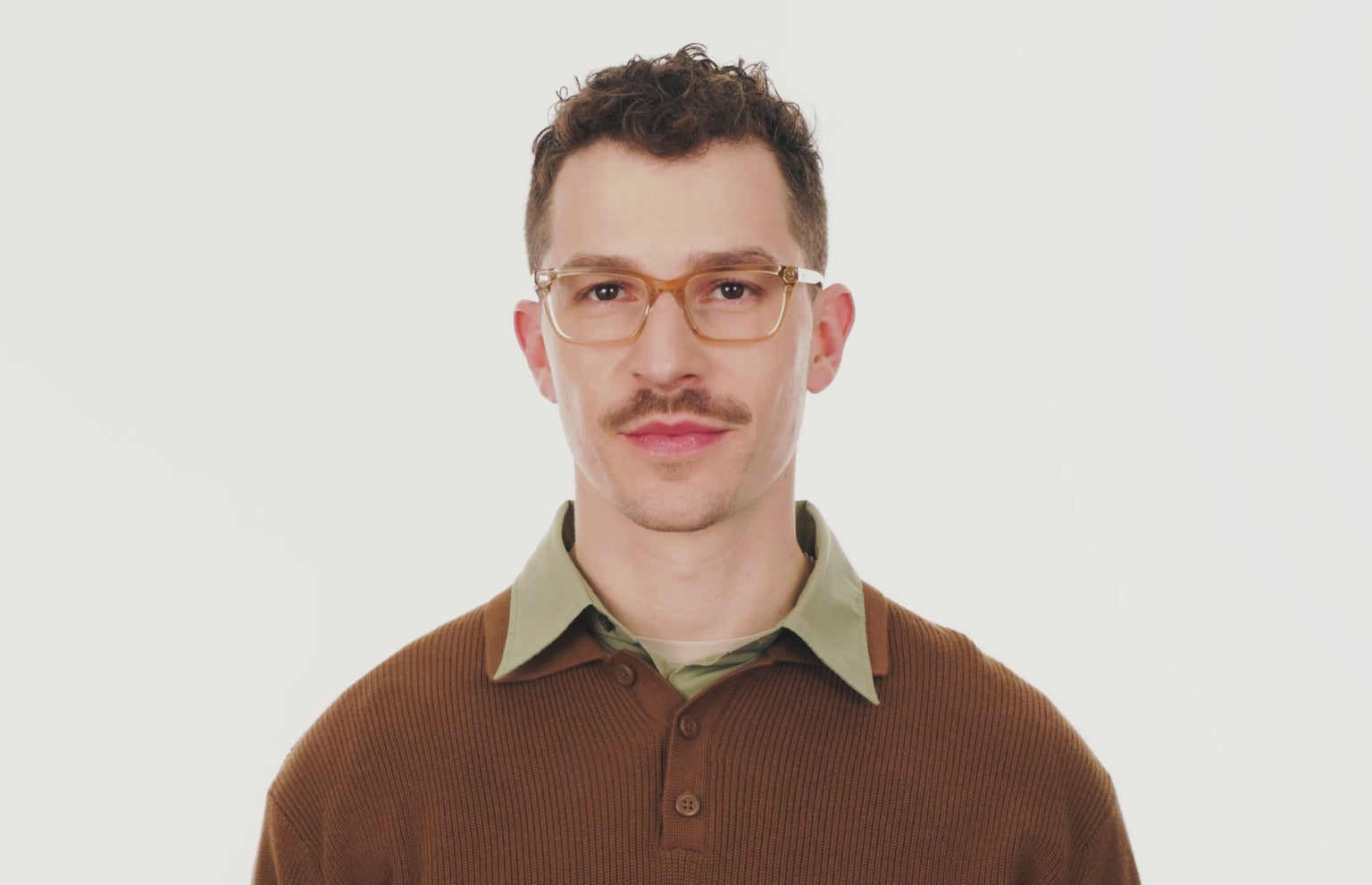 The Larkin - Honey Clear - LifeStyle Thumbnail2 - Pair Eyewear