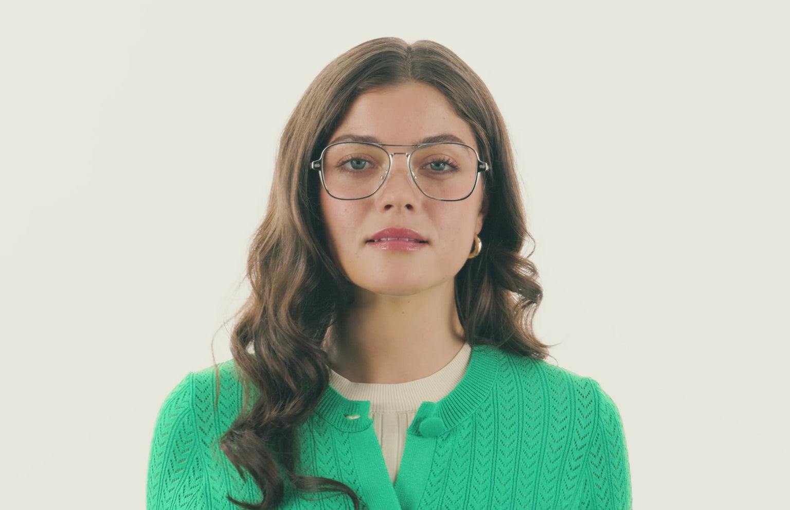 The Vic - Silver Metal - LifeStyle Thumbnail2 - Pair Eyewear