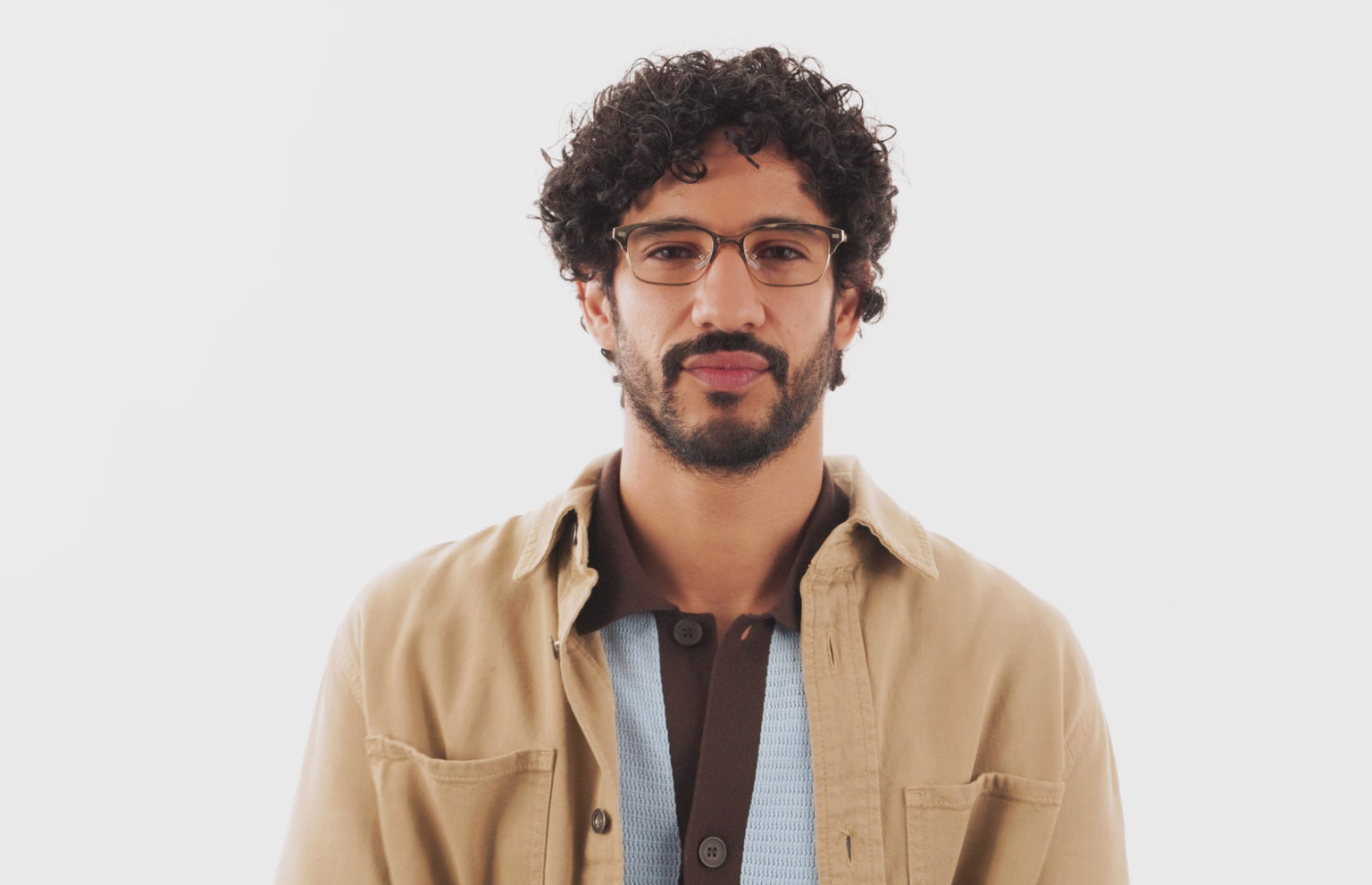 The Sawyer - Gold Metal - LifeStyle Thumbnail2 - Pair Eyewear