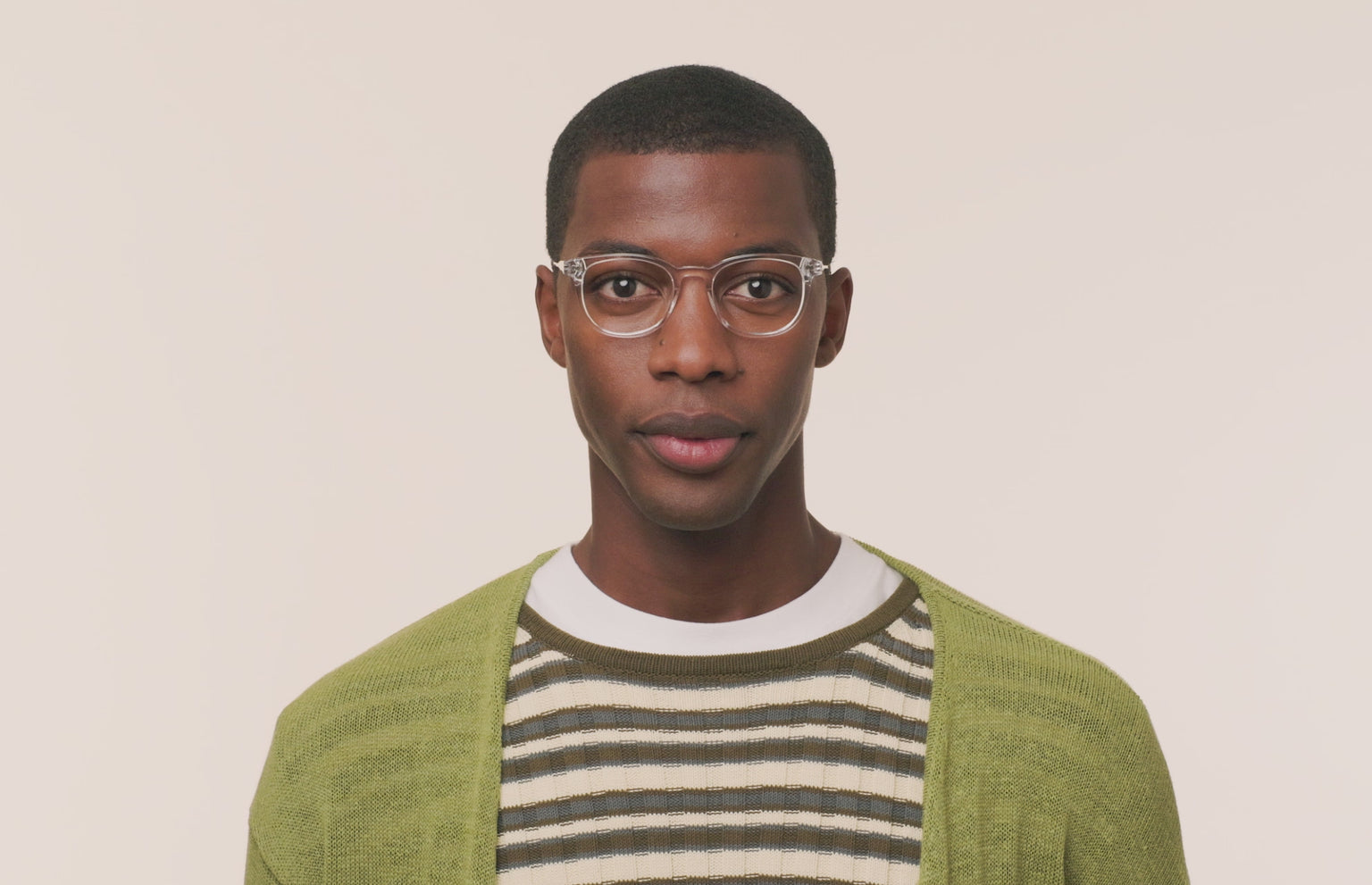 The Reese - Crystal Clear Acetate Silver Metal - LifeStyle Thumbnail3 - Pair Eyewear
