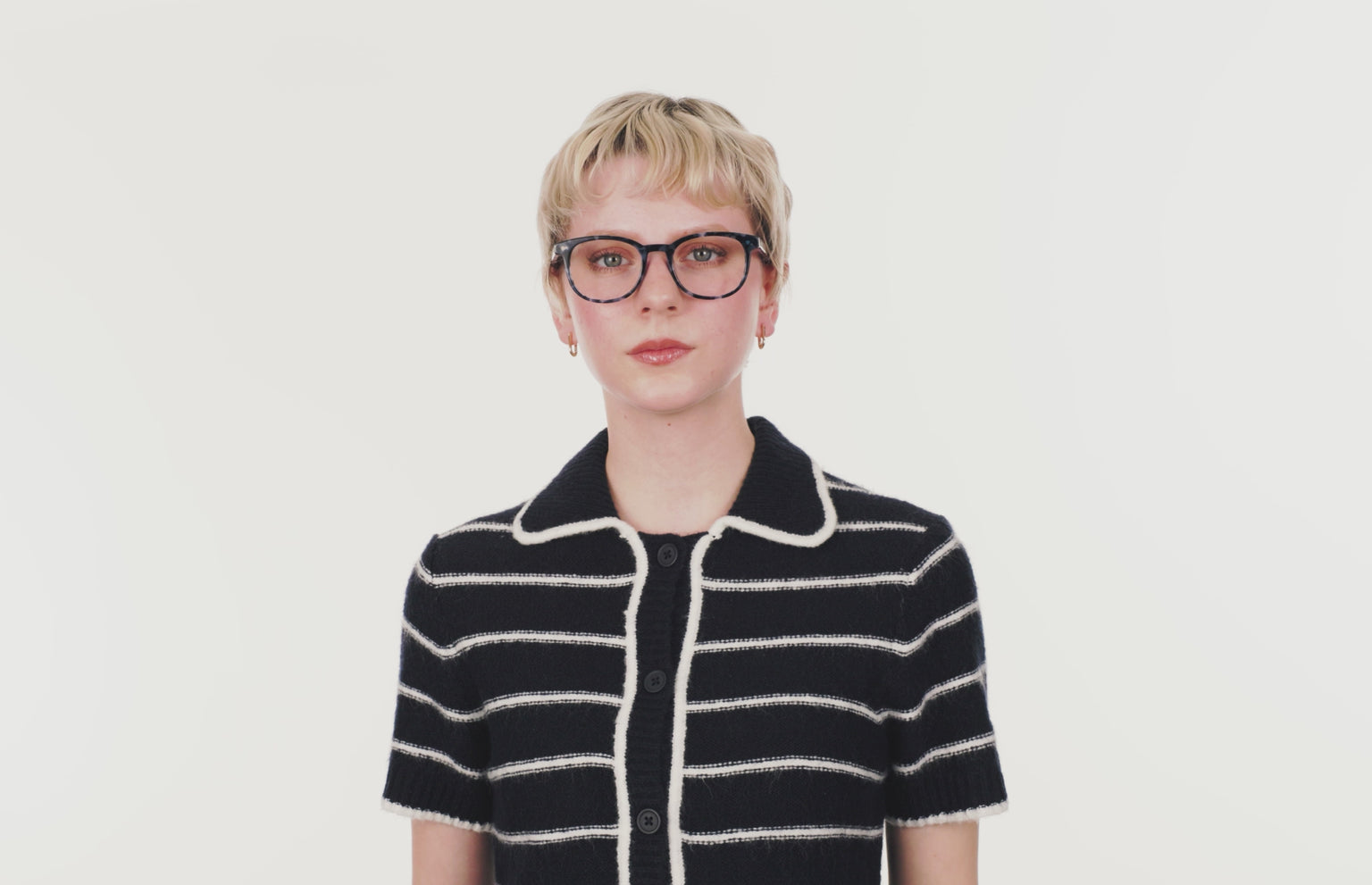 The Reese - Blue Tortoise - LifeStyle Thumbnail2 - Pair Eyewear