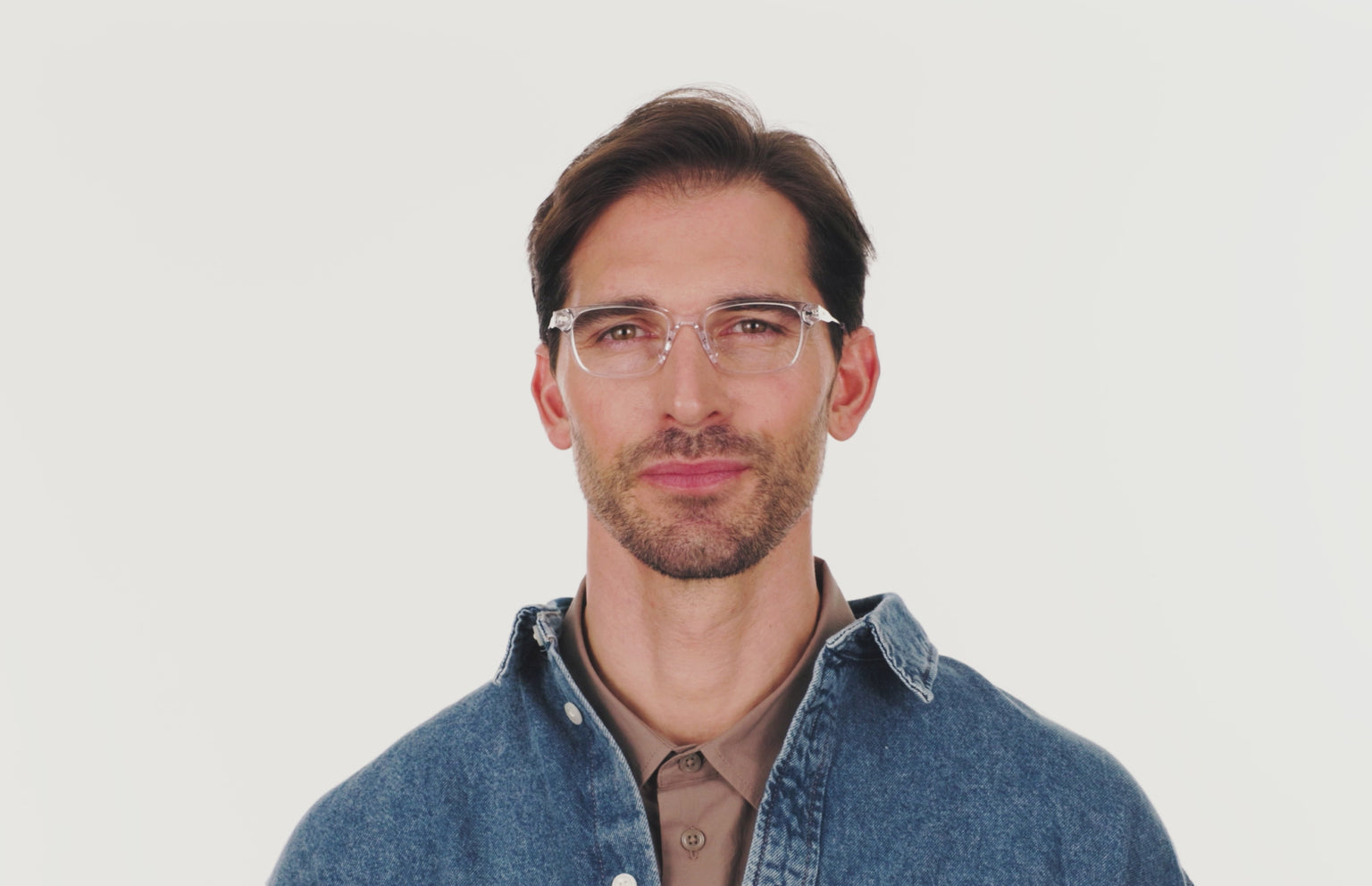 The Finley - Crystal Clear Acetate Silver Metal - LifeStyle Thumbnail3 - Pair Eyewear