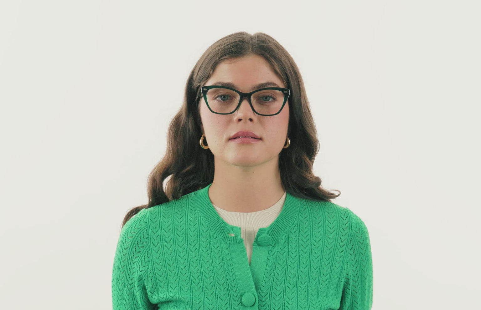 The Wanda - Spruce - LifeStyle Thumbnail2 - Pair Eyewear