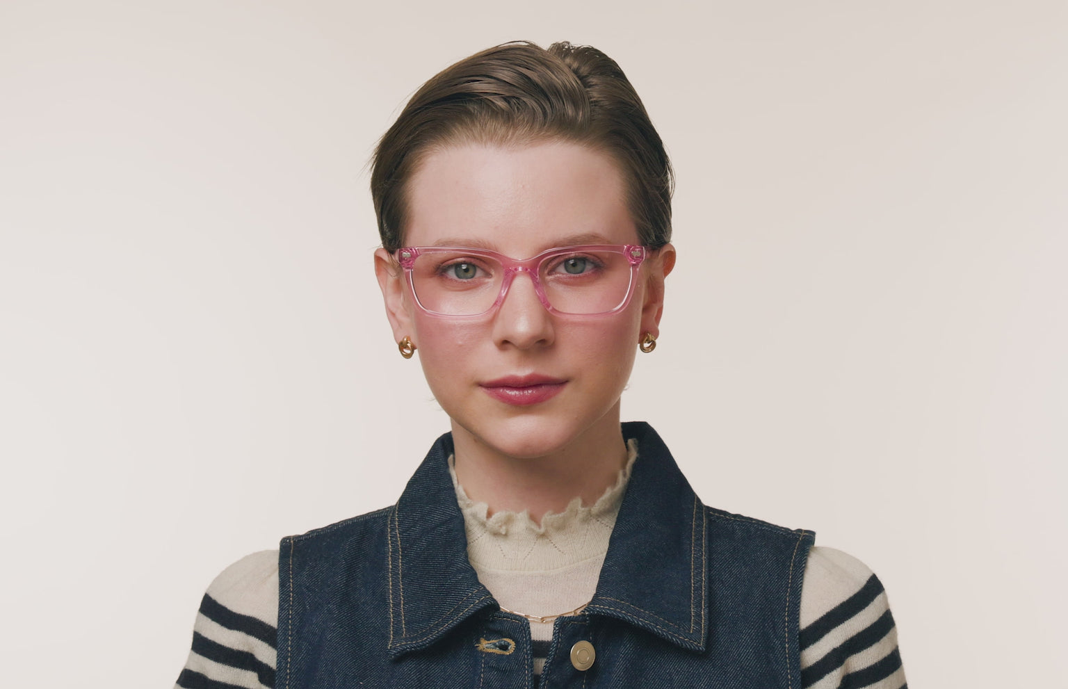 The Larkin - Pink Glitter Clear - LifeStyle Thumbnail3 - Pair Eyewear